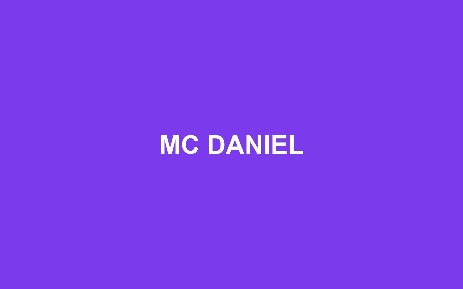 Card de identificação do funkeiro MC Daniel