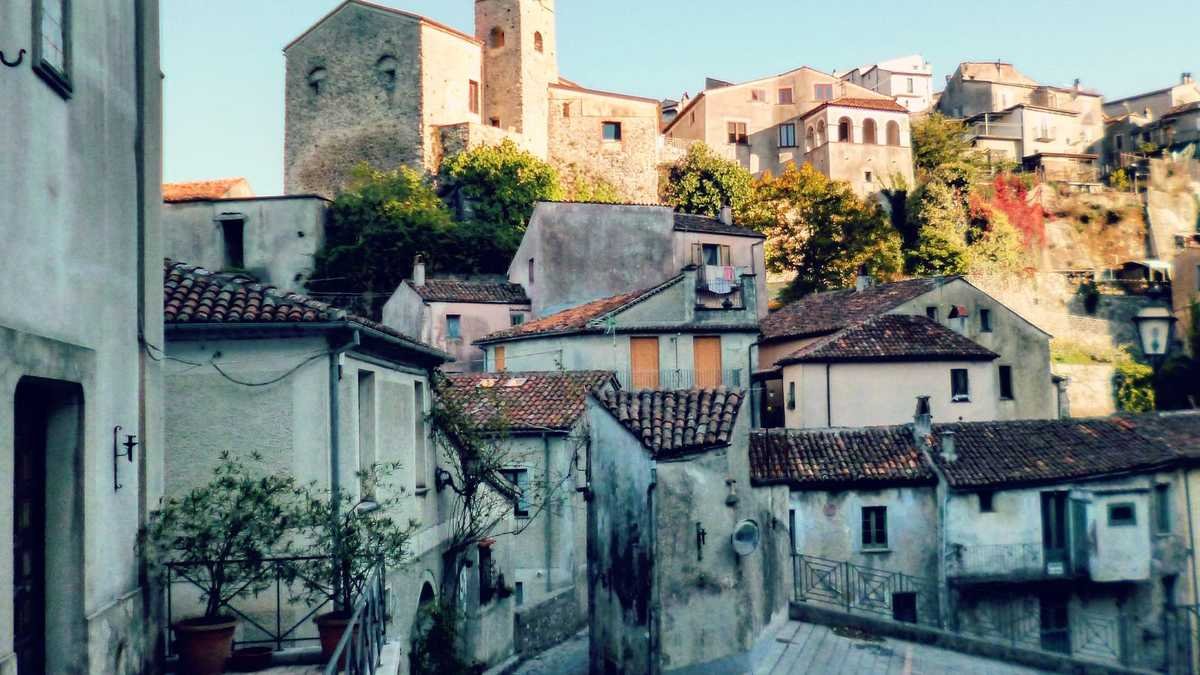 Casario antigo de Trecchina, no sul da Itália